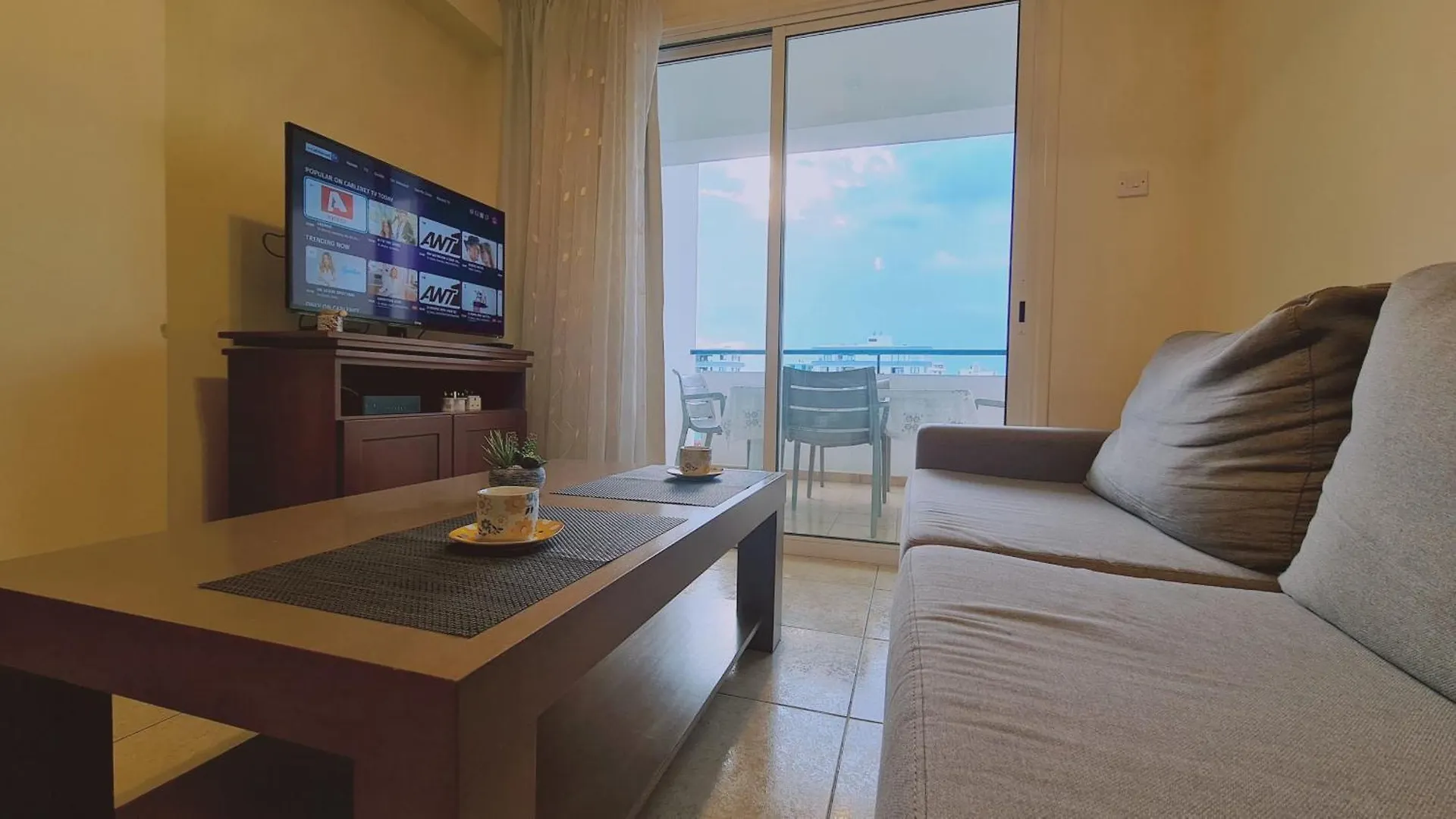 Stay Suncity Apartment Ларнака Кипр